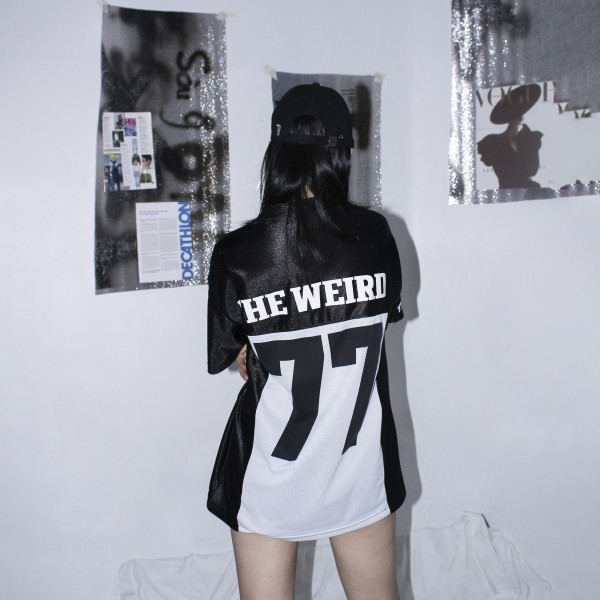 77 TEE - ATK872
