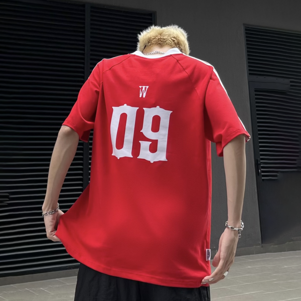 09 TEE - ATK657