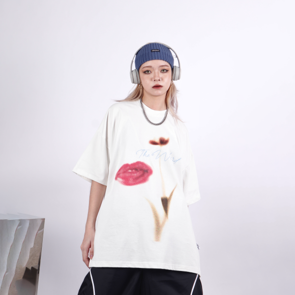 LIPS FLOWERS TEE - ATK577
