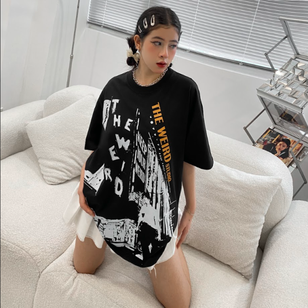 KEEP YOUR WEIRD TEE - ATK806