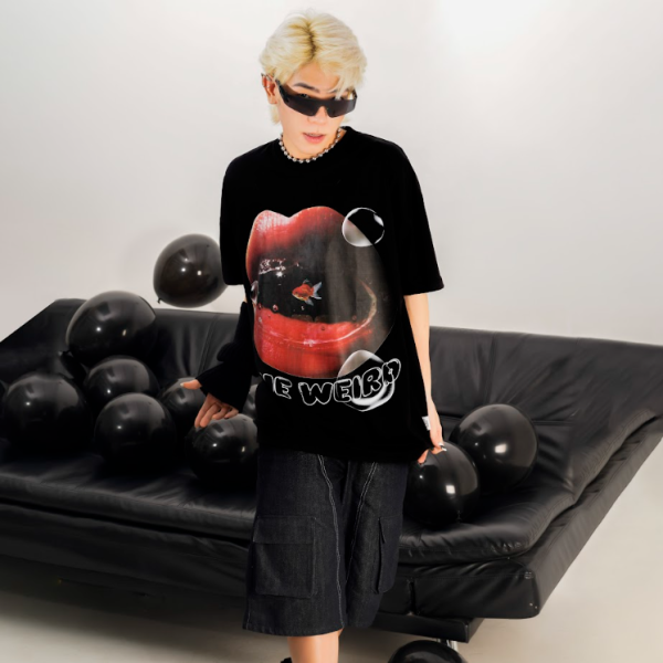LIPS TEE - ATK812